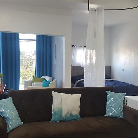 Db Tower Vacation Rental Belize City Exterior foto
